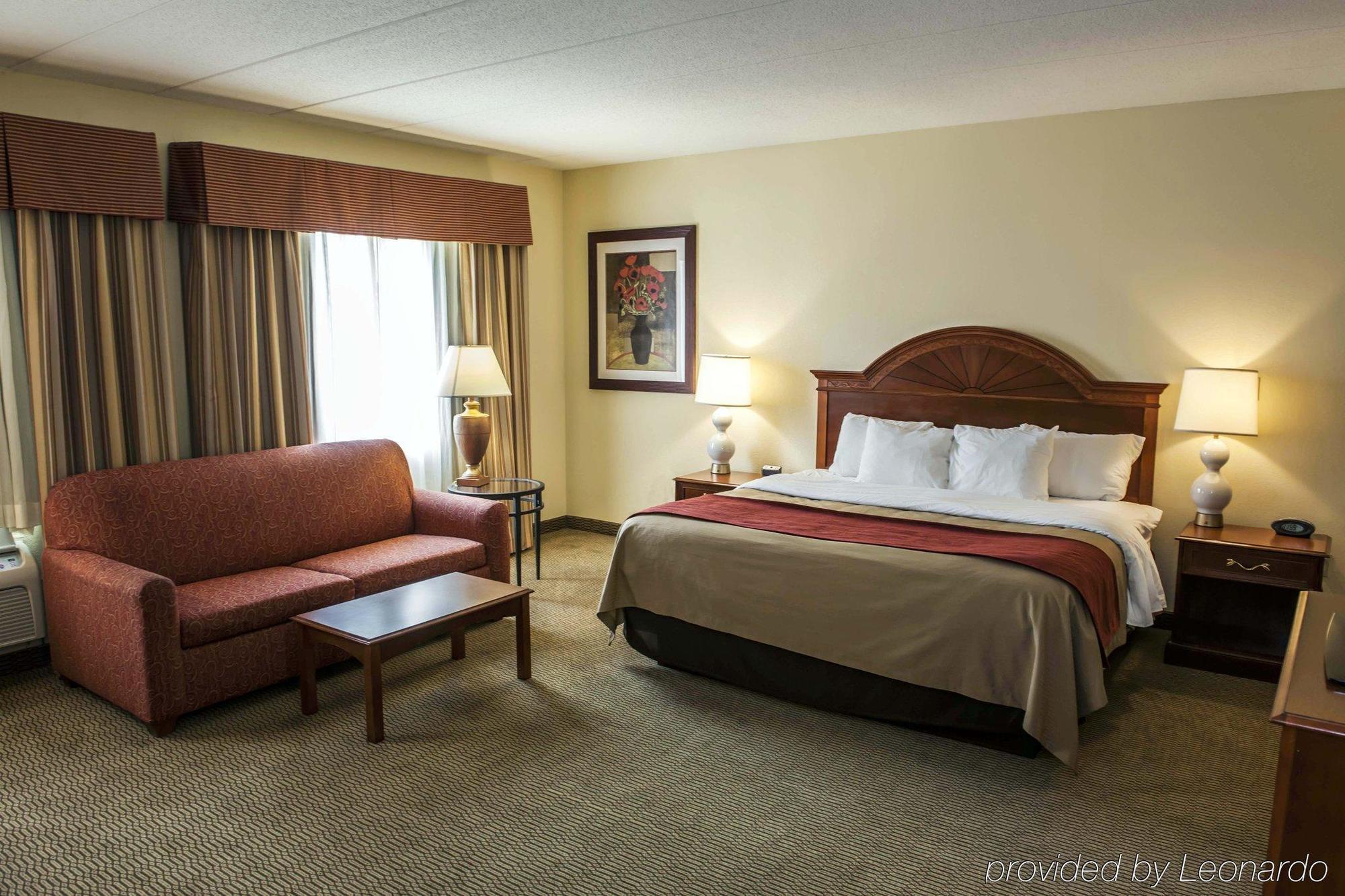 Holiday Inn - Columbus By Ihg Exterior foto