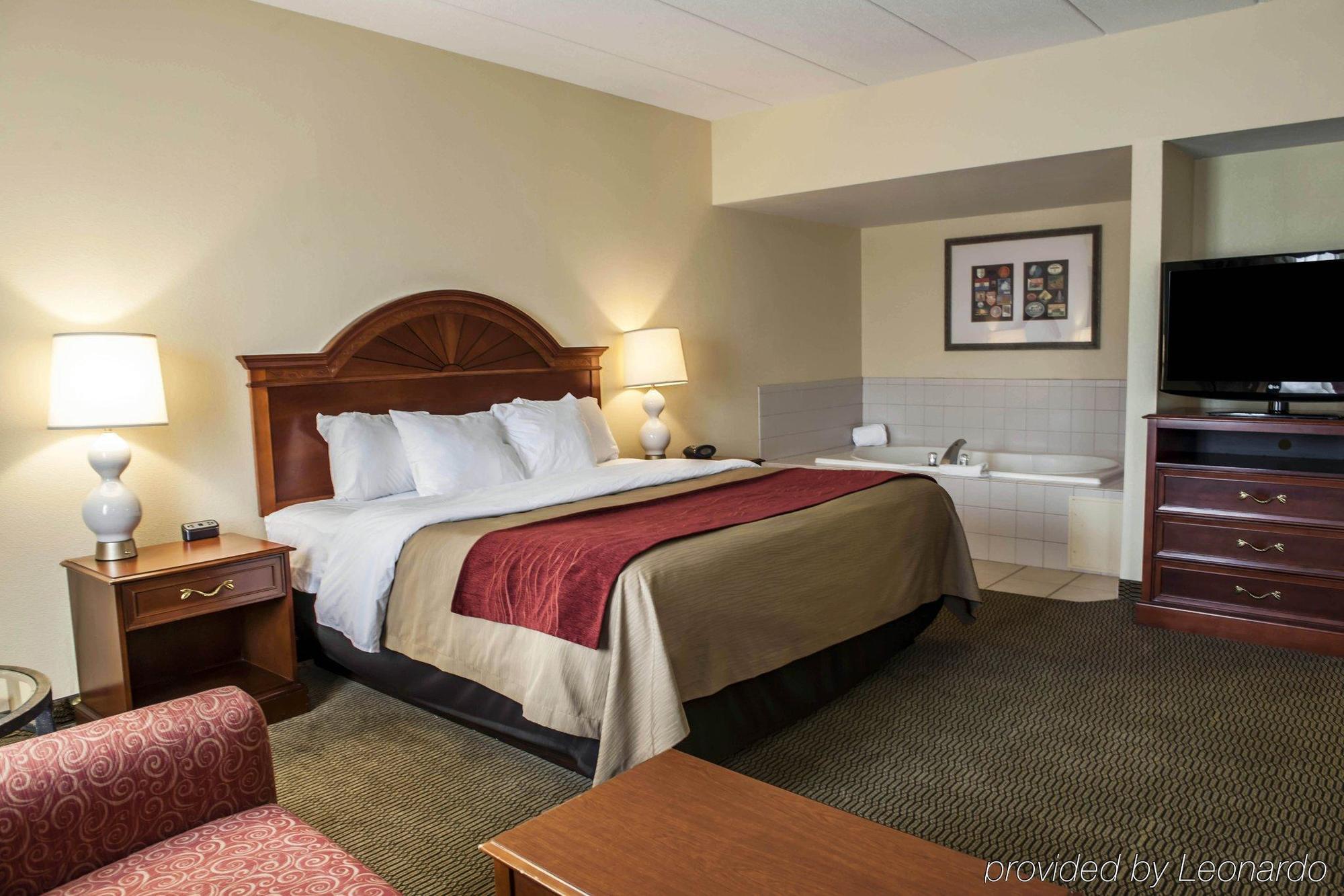 Holiday Inn - Columbus By Ihg Exterior foto