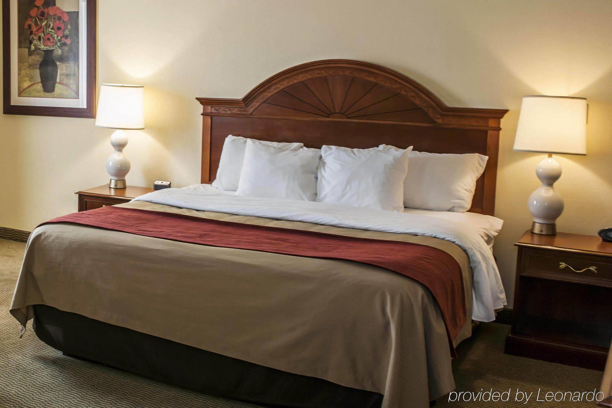 Holiday Inn - Columbus By Ihg Exterior foto